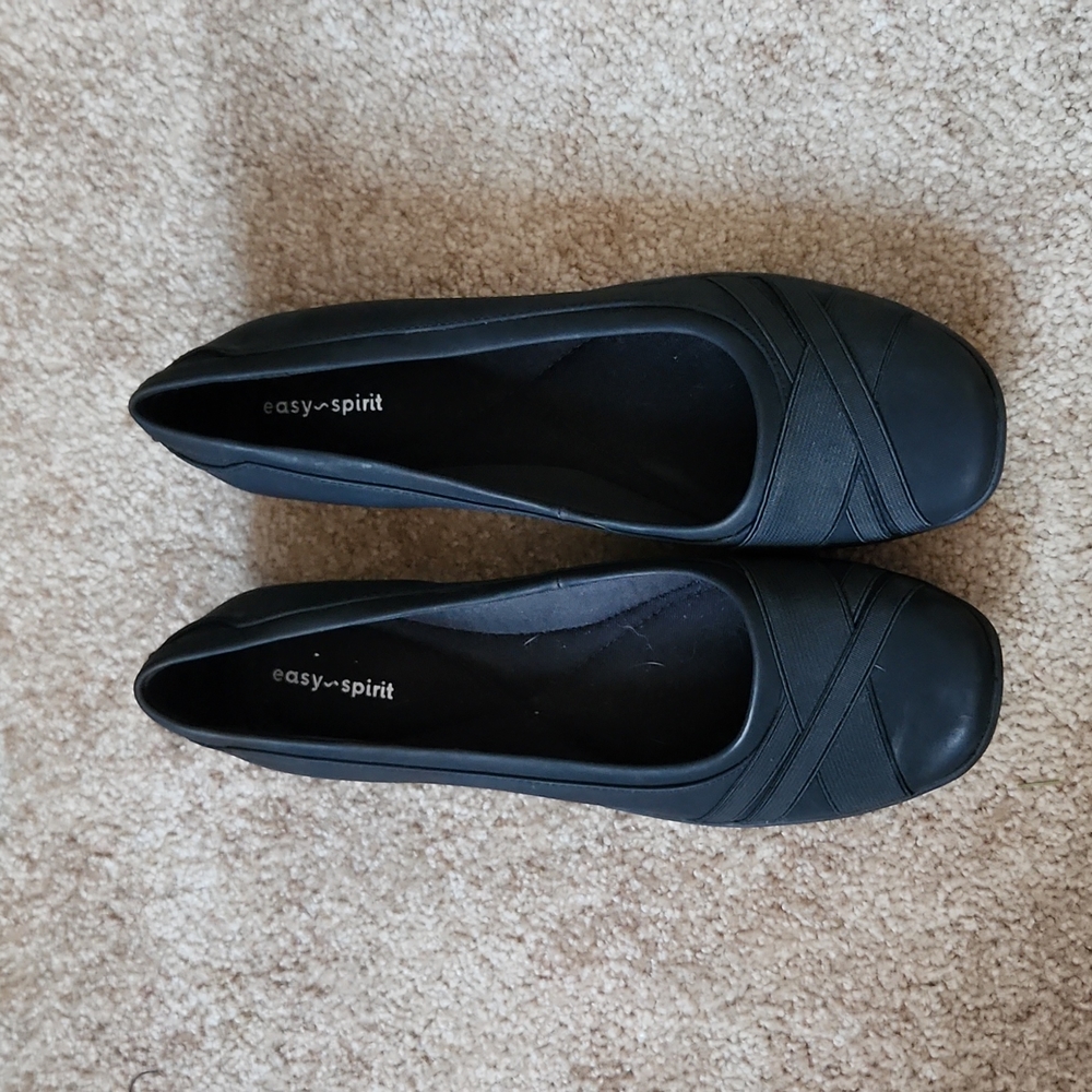 Easy Spirit black slip ons size 10